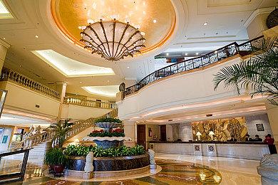 《星刃》总监：性感元素能增强吸引力 提高游戏销量